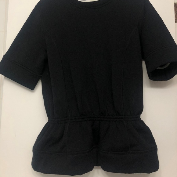 Lululemon Peplum Pullover - Size 6 - Picture 5 of 6
